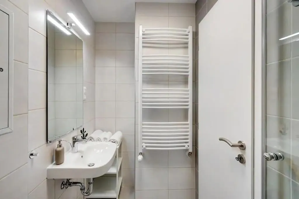 Terrace Vista-Modern 2Br Retreat Apartment Budapest 0*,  Hungary
